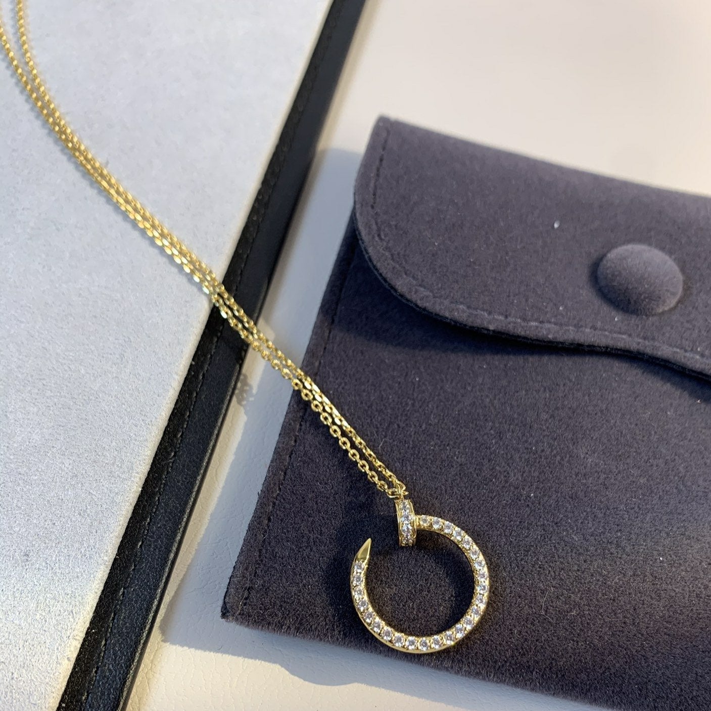 Lumi's Juste Halskette Gold Diamanten 