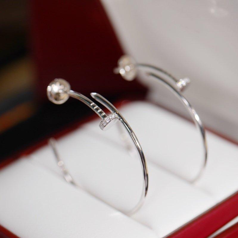 Lumi Juste Ohrringe mit Diamanten, 1,8 mm 
