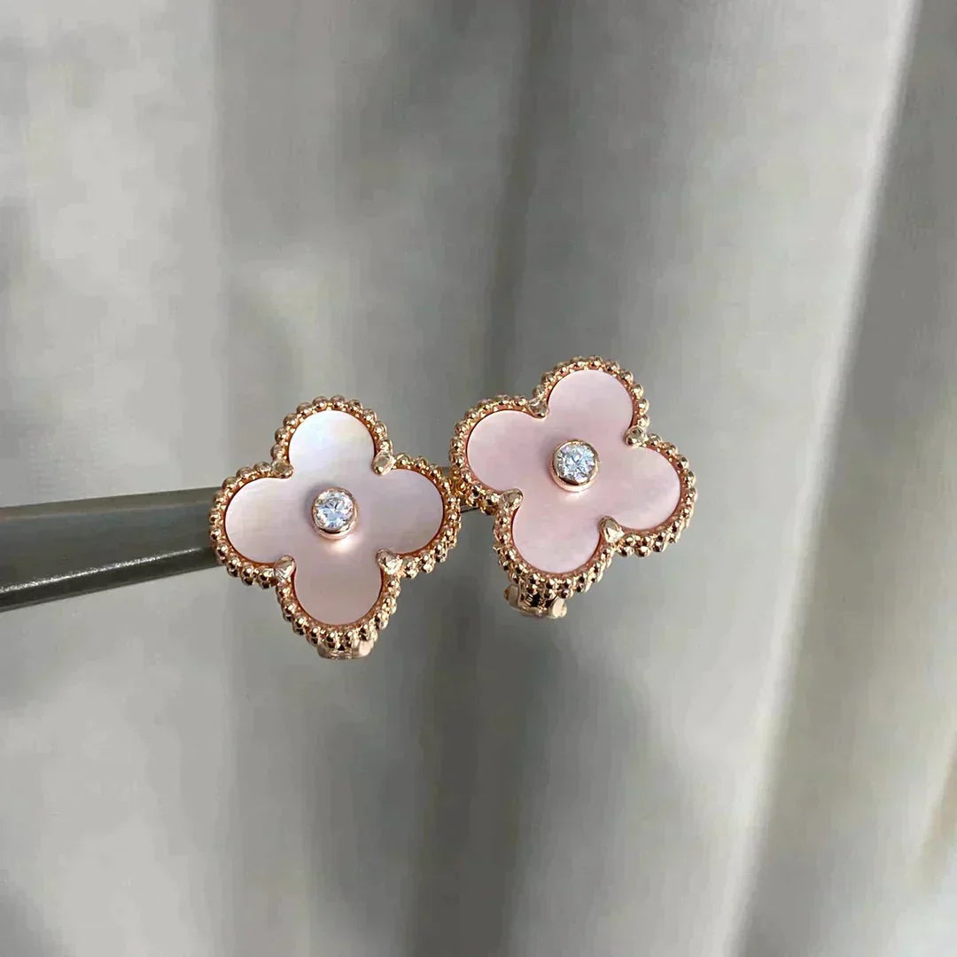 Lumi® CLOVER MEDIUM 1 MOTIFS PINK MOP DIAMOND EARRINGS