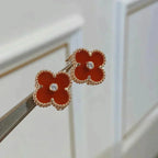 ¡®Lumi¡¯CLOVER MEDIUM 1 MOTIFS CARNELIAN  DIAMOND earrings