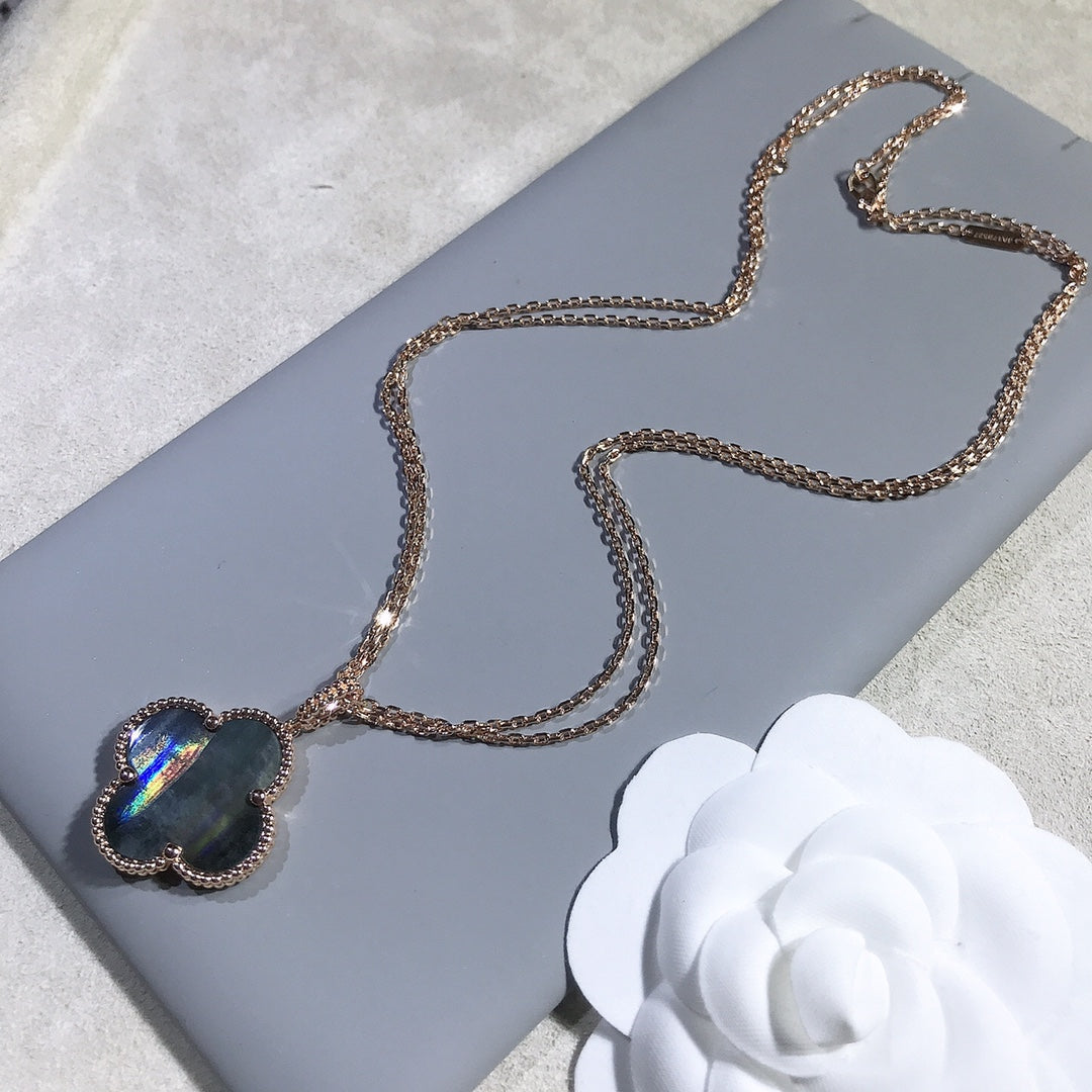 ¡®Lumi¡¯CLOVER 25MM GOLD DARK MOP BIG CLOVER NECKLACE