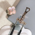 Lumi® CLOVER MEDIUM 1 MOTIFS PINK MOP DIAMOND EARRINGS