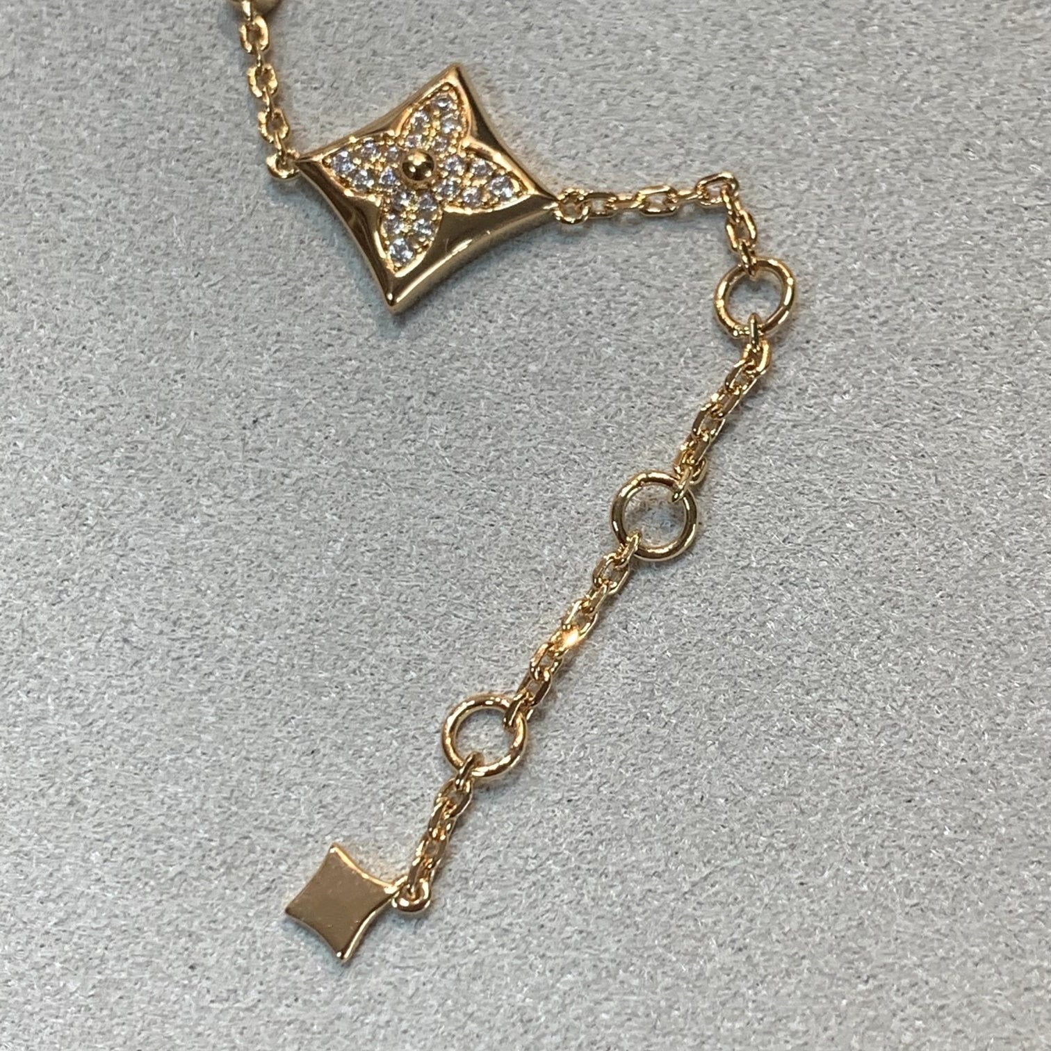 ¡®Lumi¡¯STAR AND SUN 4 MOTIFS GOLD DIAMONDS BRACELET