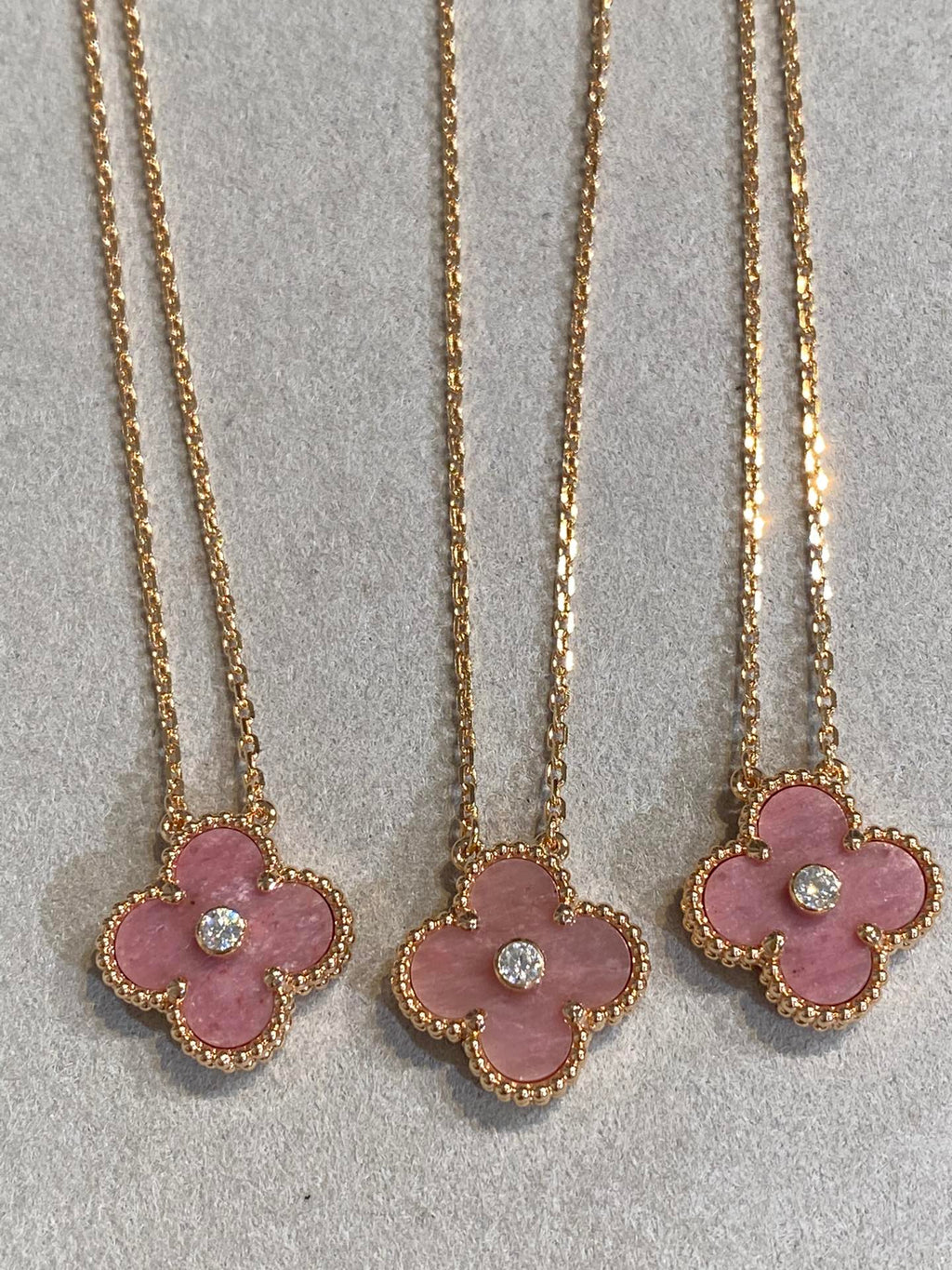 ¡®Lumi¡¯CLOVER 15MM DIAMOND RHODONITE NECKLACE