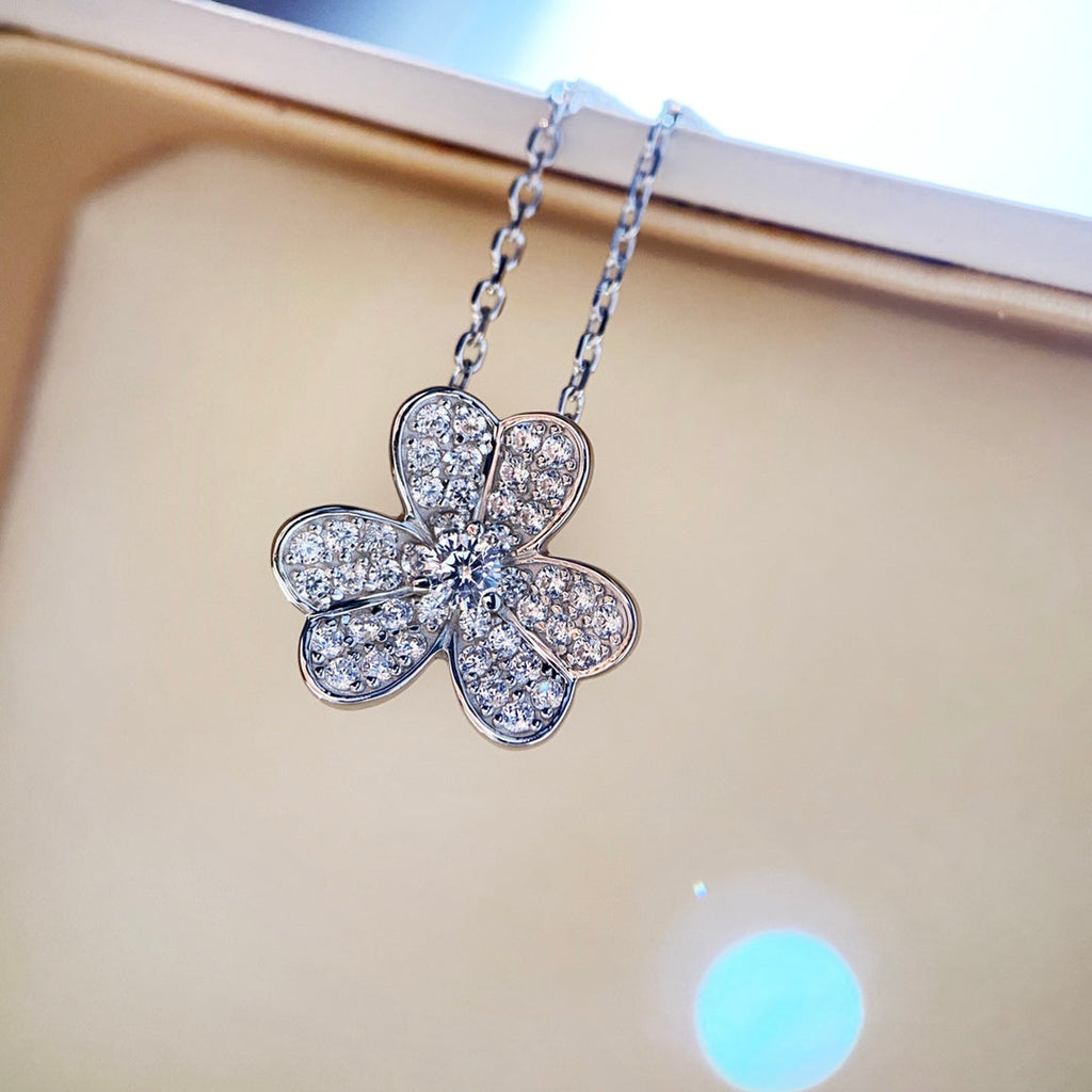 ¡®Lumi¡¯CLOVER DIAMOND NECKLACE SILVER