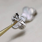 Lumi® CLOVER MEDIUM 1 MOTIFS WHITE MOP EARRINGS SILVER