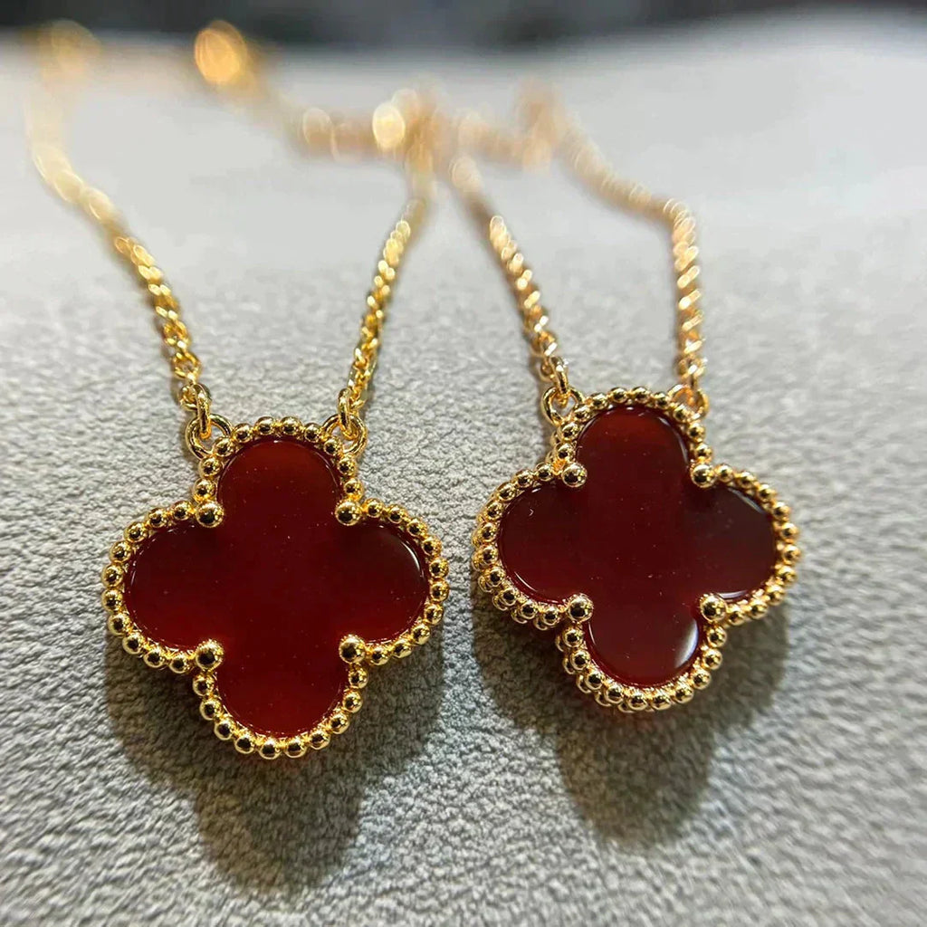 ¡®Lumi¡¯CLOVER 15MM CARNELIAN SINGLE FLOWER NECKLACE