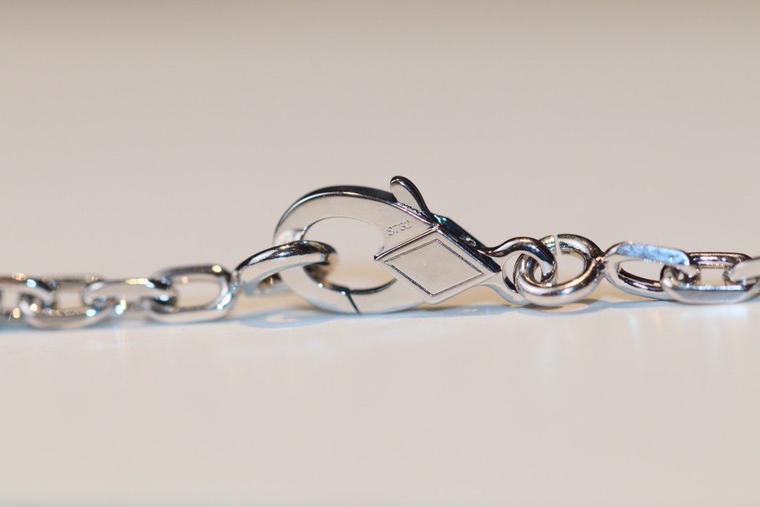 ¡®Lumi¡¯CLOVER 20 MOTIFS ONYX DIAMOND SILVER