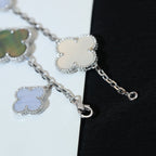 Lumi® Kleeblatt-Armband mit 5 Motiven, Perlmutt, Chalcedon, Silber 