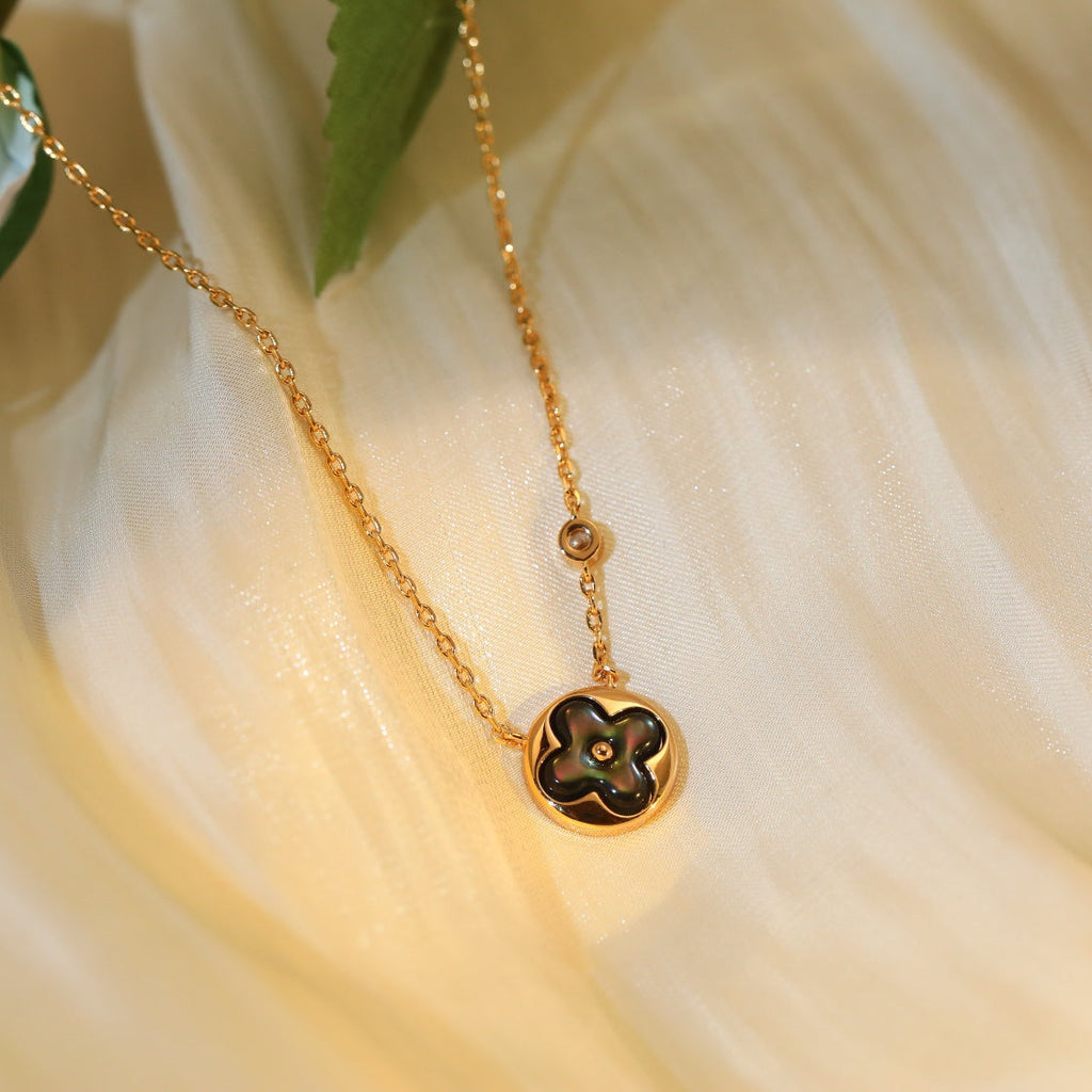 ¡®Lumi¡¯SUN PEDANT PINK GOLD 1 DIAMOND NECKLACE