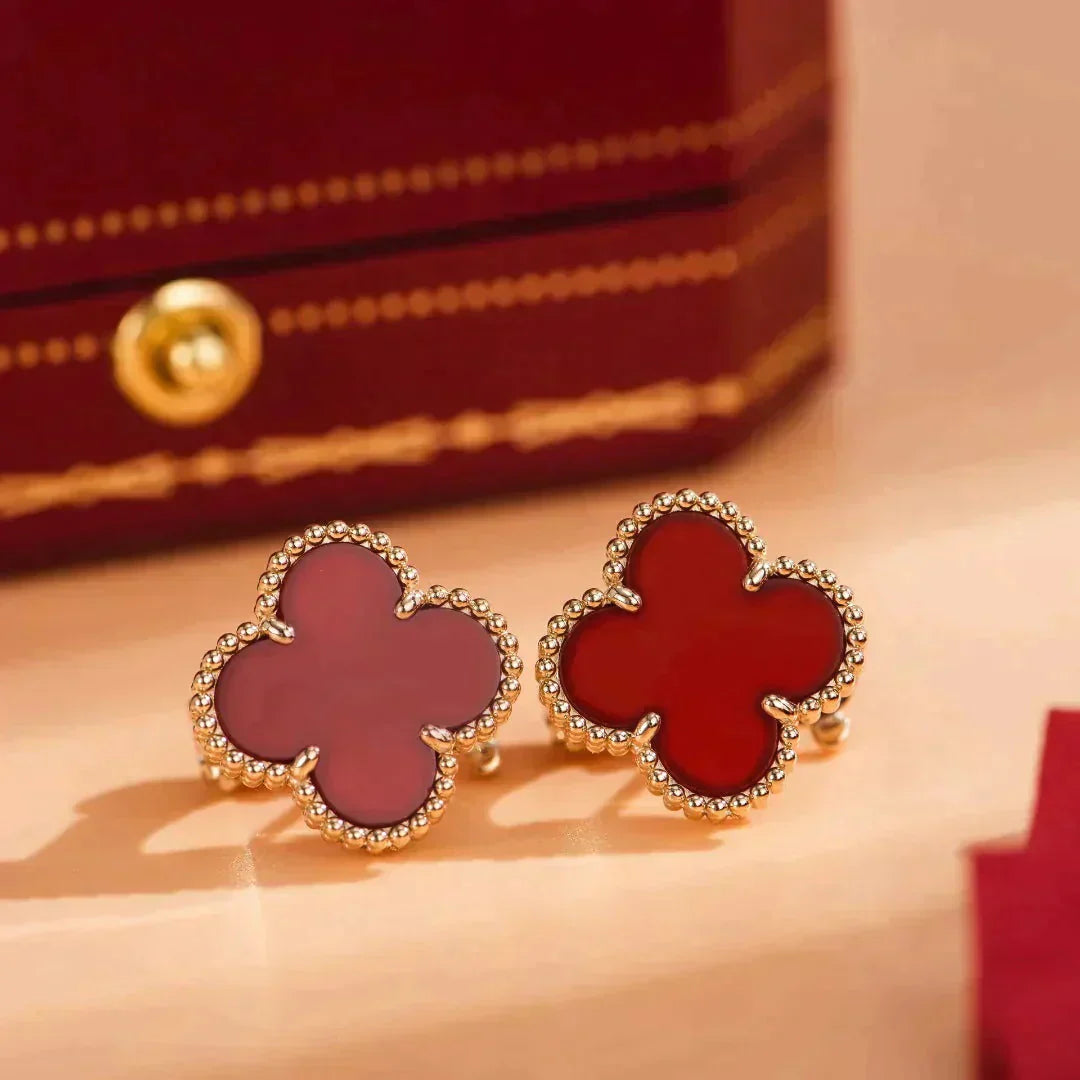 Lumi® CLOVER MEDIUM 1 MOTIFS CARNELIAN EARRINGS