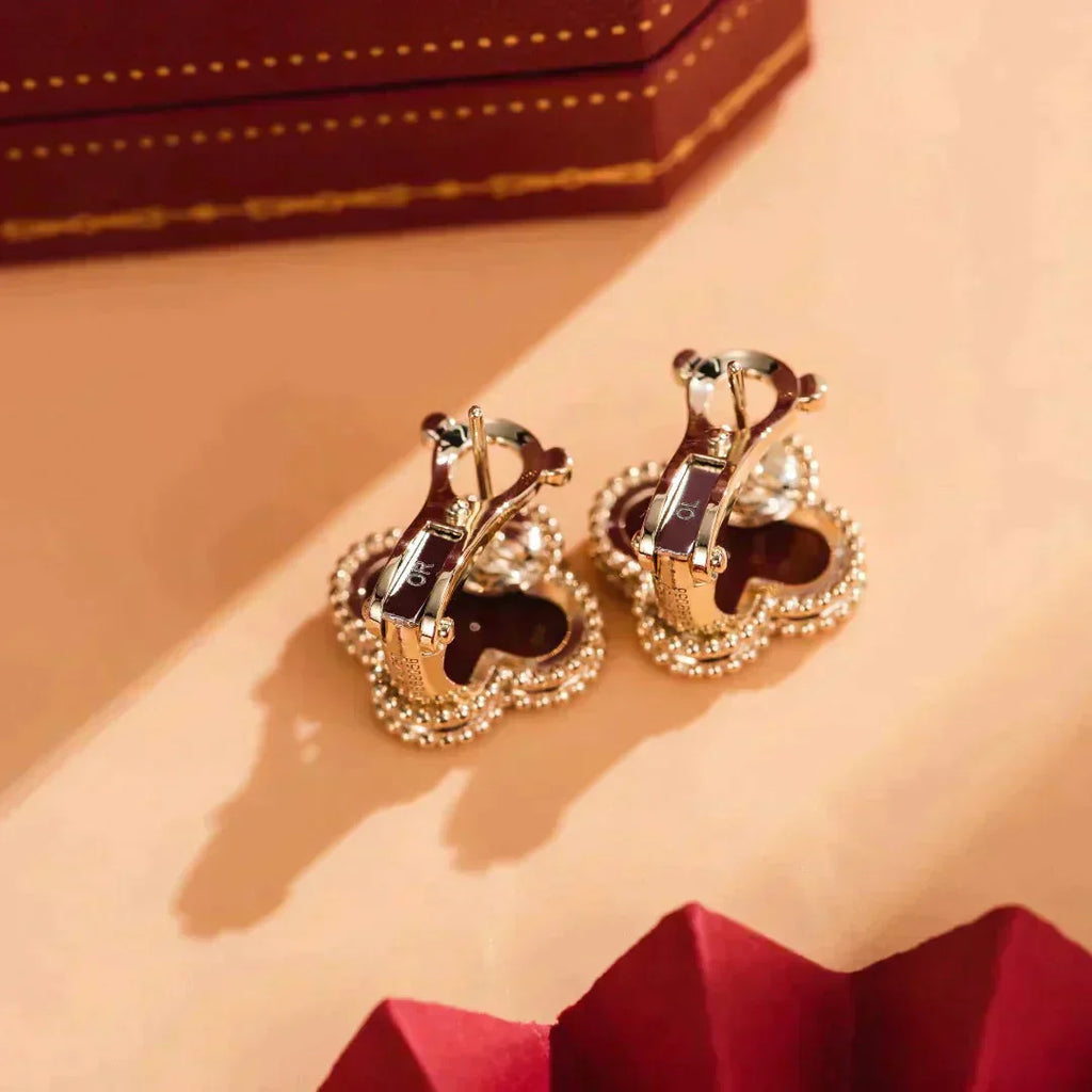Lumi® CLOVER MEDIUM 1 MOTIFS CARNELIAN EARRINGS