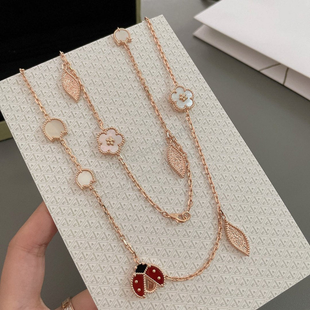 ¡®Lumi¡¯LUCKY SPRING 15 MOTIFS ROSE GOLD NECKLACE
