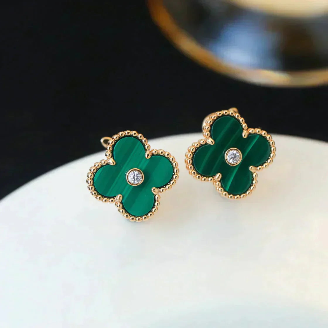 ¡®Lumi¡¯CLOVER MEDIUM 1 MOTIFS MALACHITE DIAMOND EARRINGS