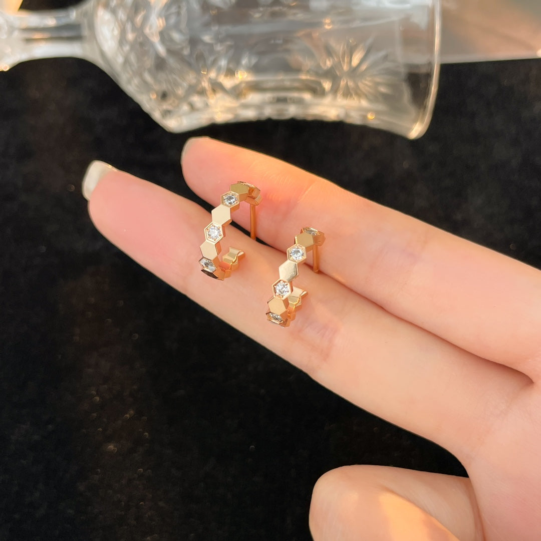 ¡®Lumi¡¯BEE LOVE DIAMOND HOOP EARRINGS