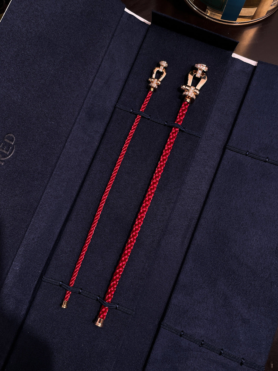 ¡®Lumi¡¯FORCE 10 HALF DIAMOND PINK GOLD RED CORDERI LARGE AND MEDIUM MODEL