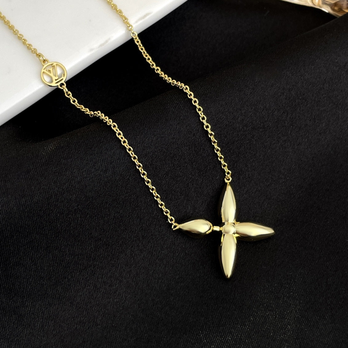 ¡®Lumi¡¯LOUISETTE GOLDENE KETTE