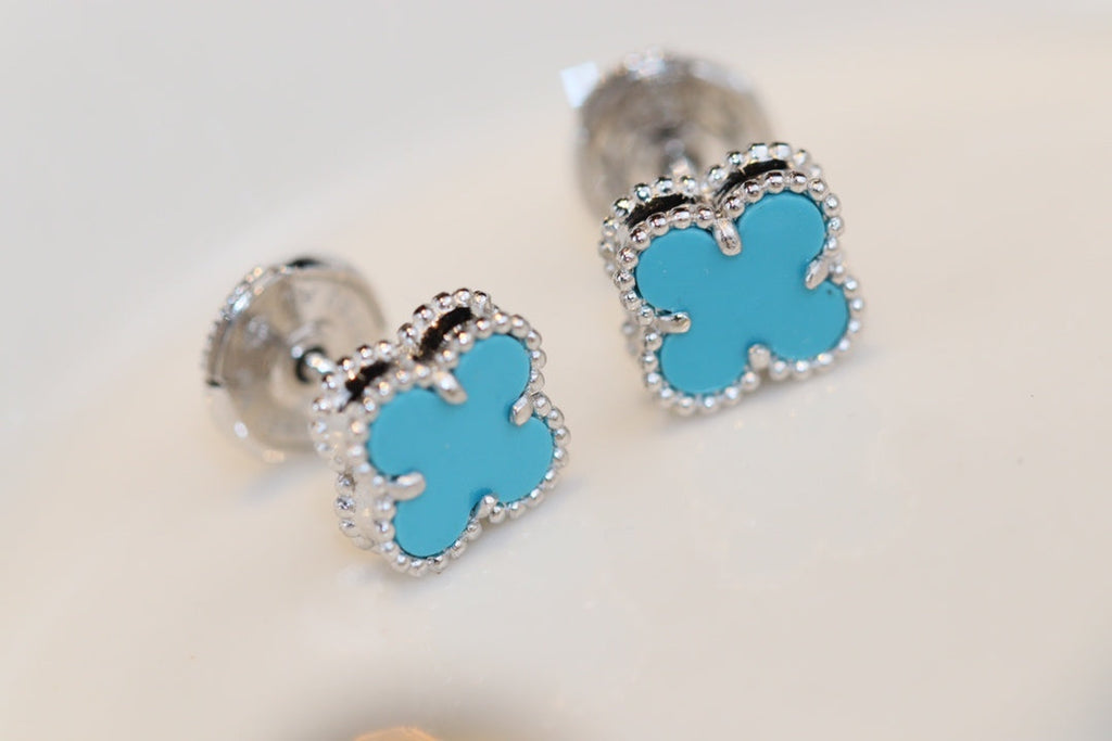 ¡®Lumi¡¯CLOVER MINI TURQUOISE SILVER STUD EARRINGS