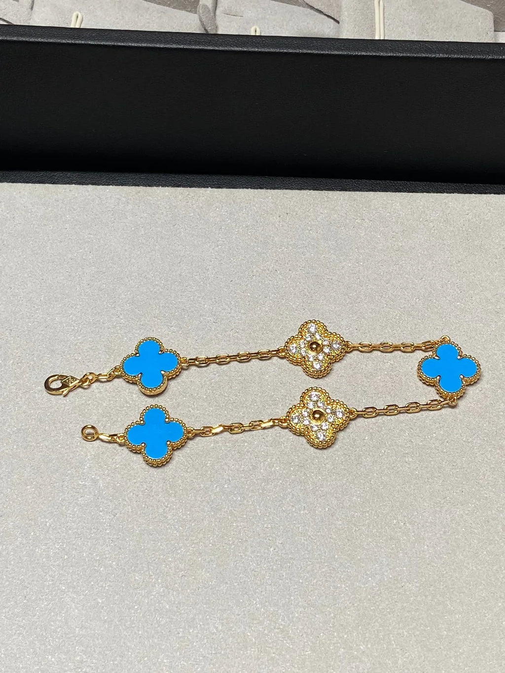 [Lumi] Neue Armbandkollektion „Clover 5 Motif Blue Agate“