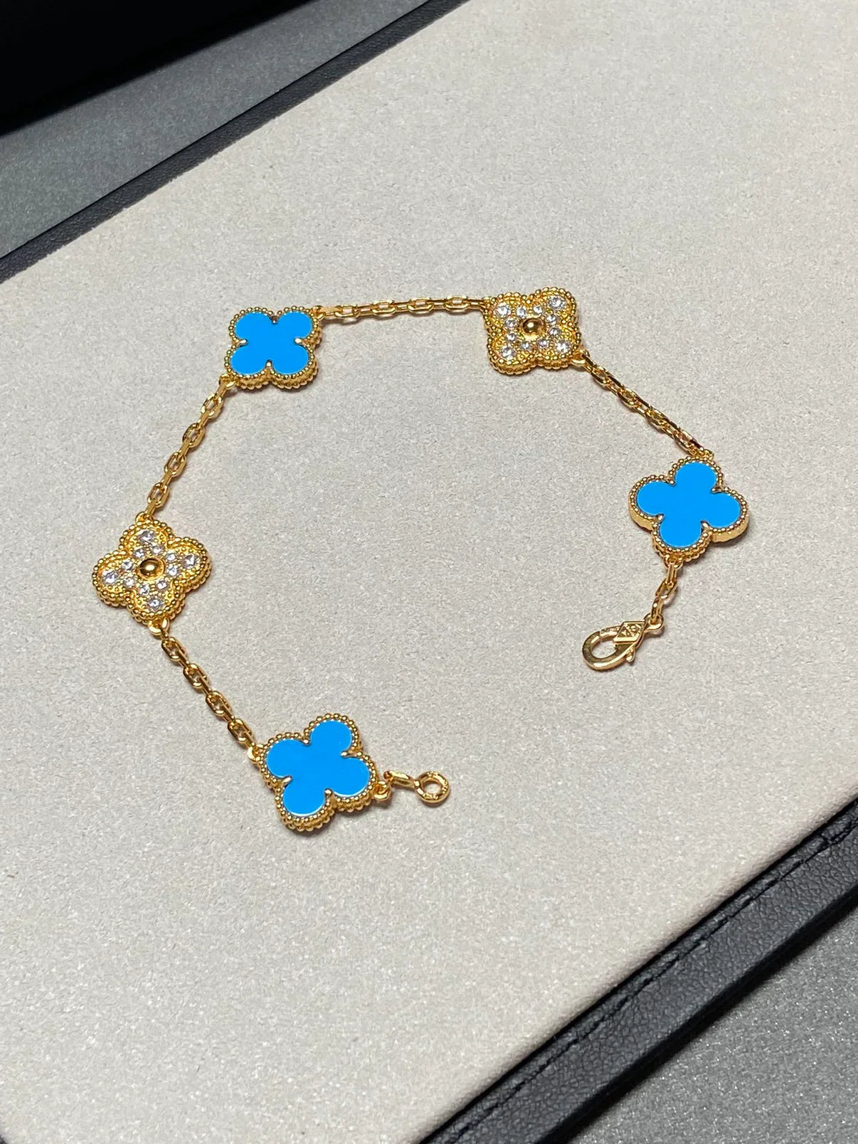 [Lumi jewelry] CLOVER 5 MOTIF BLUE AGATE BRACELET COLLECTION