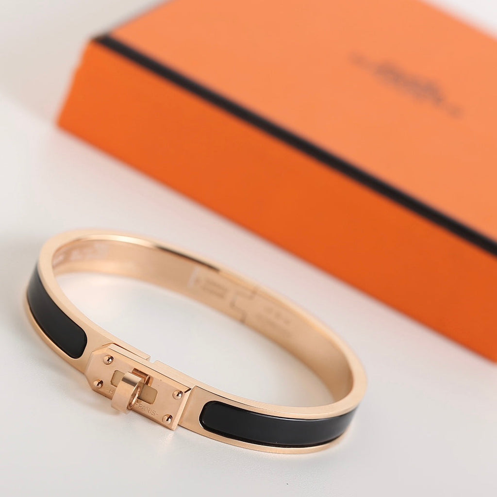 ¡®Lumi¡¯HM KELLY BLACK BRACELET