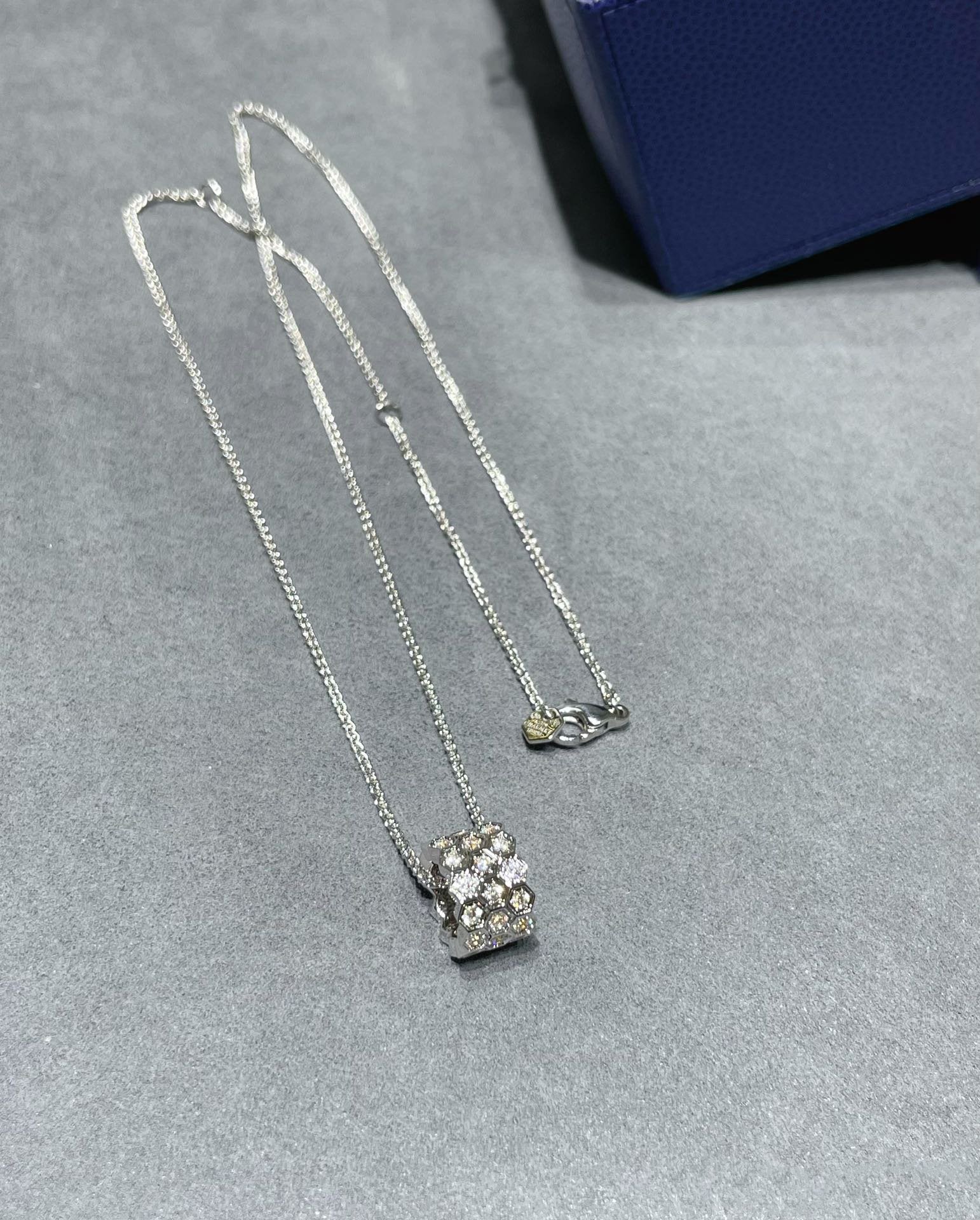Lumi® BEE LOVE DIAMOND PAVED 3 ROW NECKLACE 
