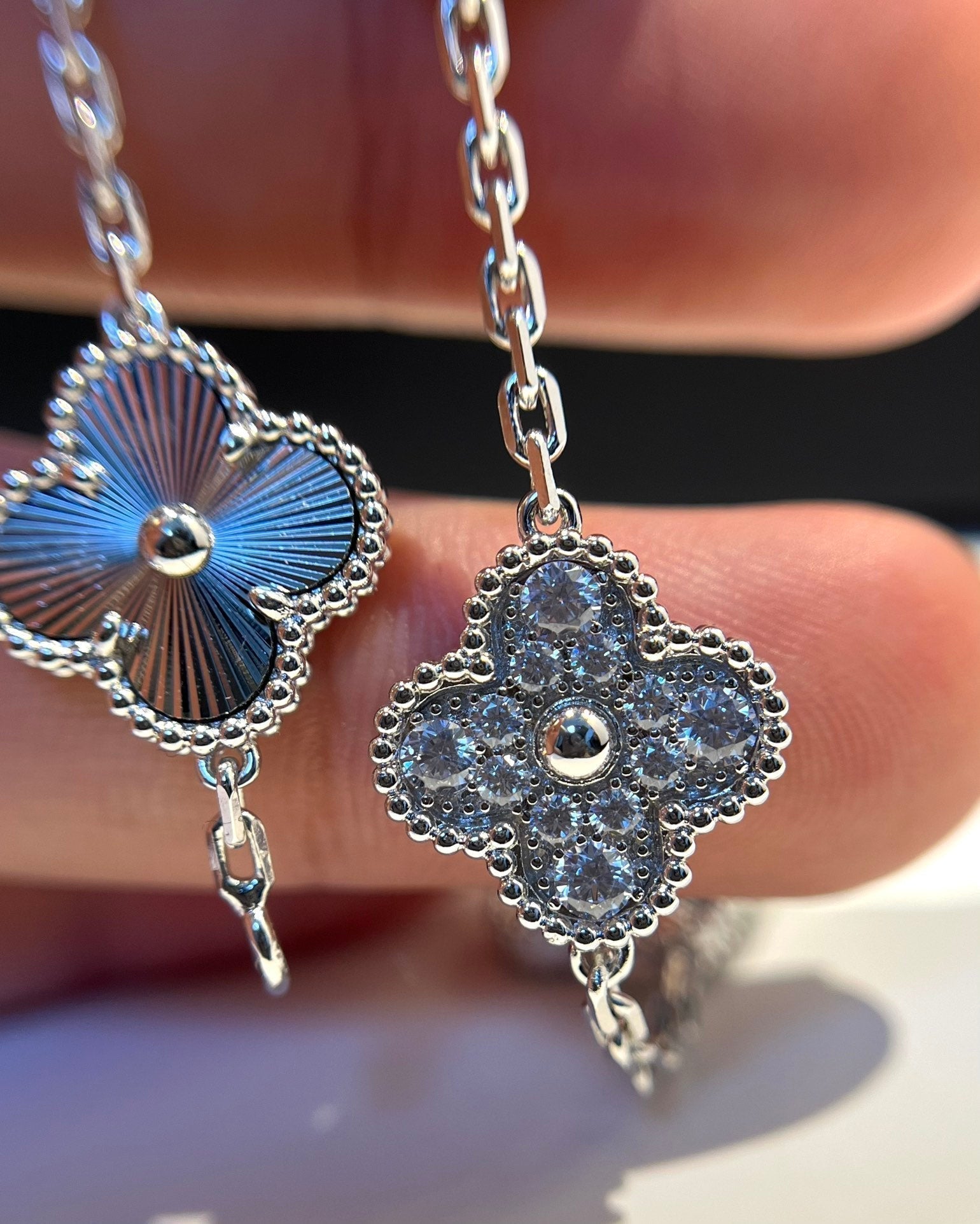 [Lumi]New  CLOVER 5 MOTIF LASER BRACELET COLLECTION