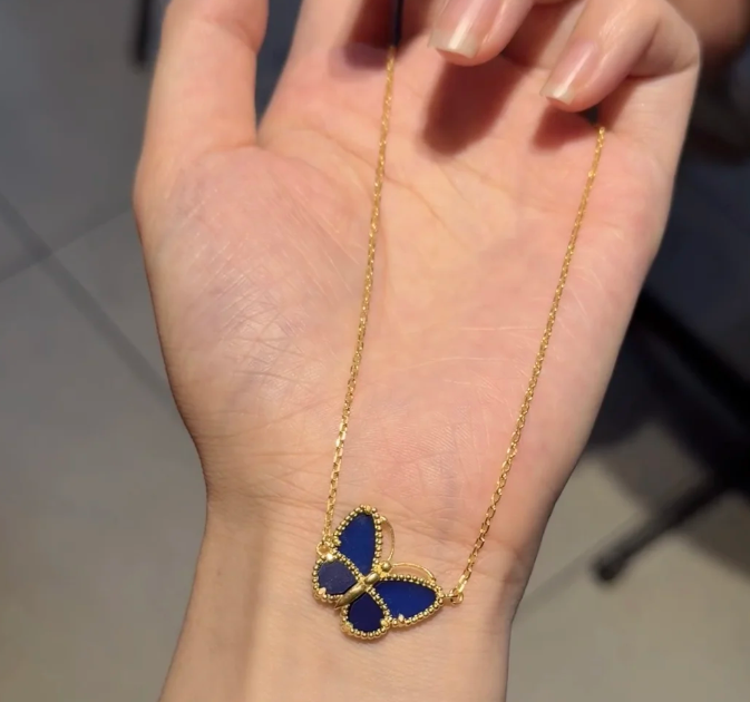 [Lumi]BUTTERFLY BLUE   NECKLACE