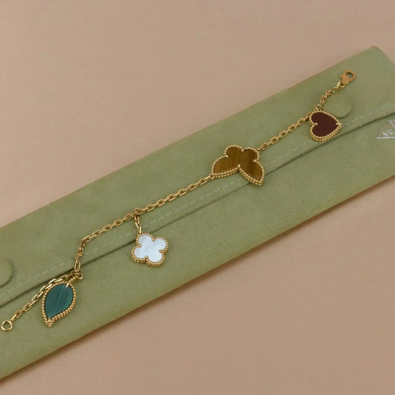 Lumi® Lucky Spring 5 Motiv Goldarmband 