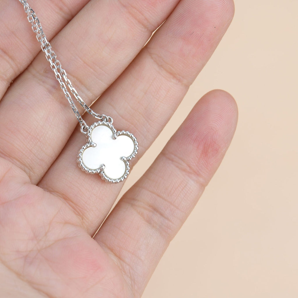 ¡®Lumi¡¯CLOVER  15MM WHITE MOTHER-OF-PEARL SILVER