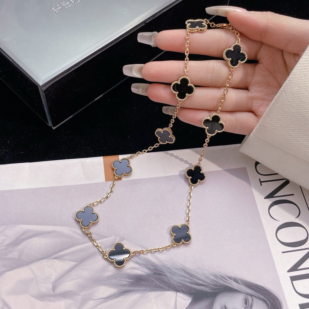 ¡®Lumi¡¯CLOVER 10 MOTIFS ONYX NECKLACE