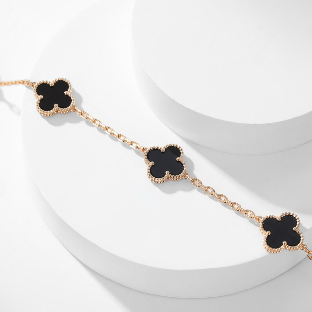¡®Lumi¡¯CLOVER 10 MOTIFS ONYX NECKLACE