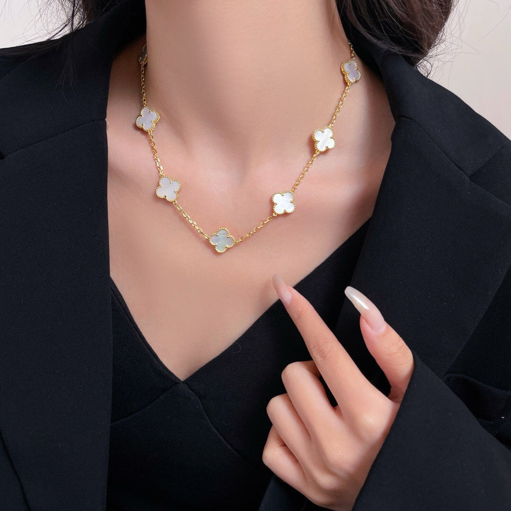 ¡®Lumi¡¯CLOVER 10 MOTIFS WHITE MOTHER OF PEARL NECKLACE