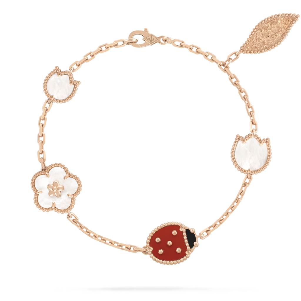 ¡®Lumi¡¯LUCKY SPRING 5 MOTIF BRACELET