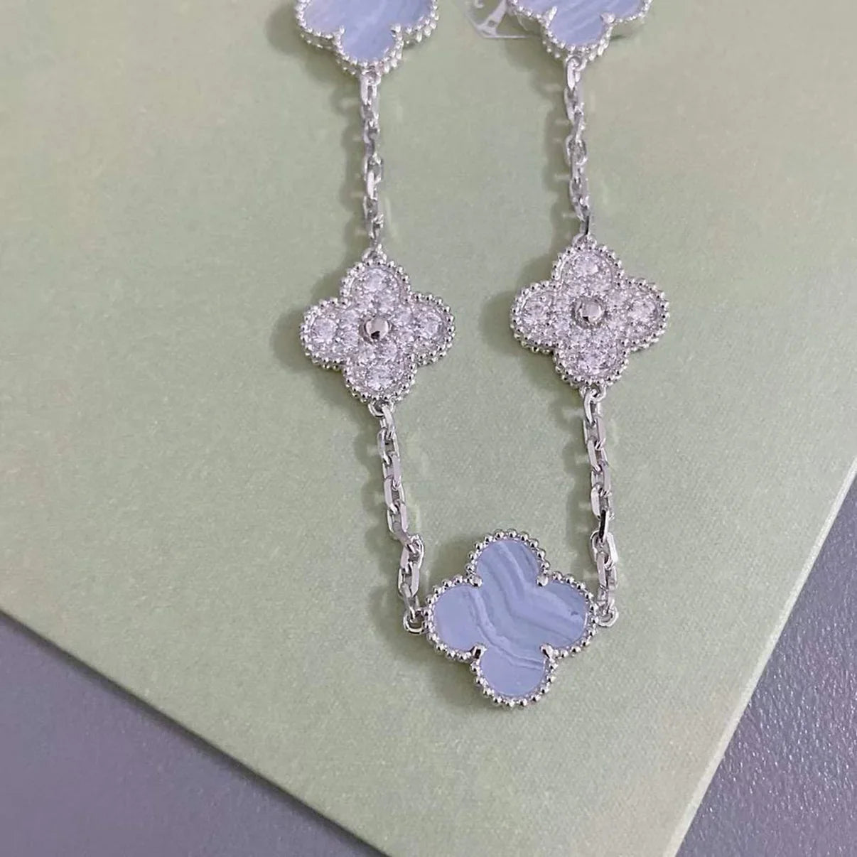 [Lumi jewelry] CLOVER 5 MOTIF PURPLE CHALCEDONY BRACELET COLLECTION