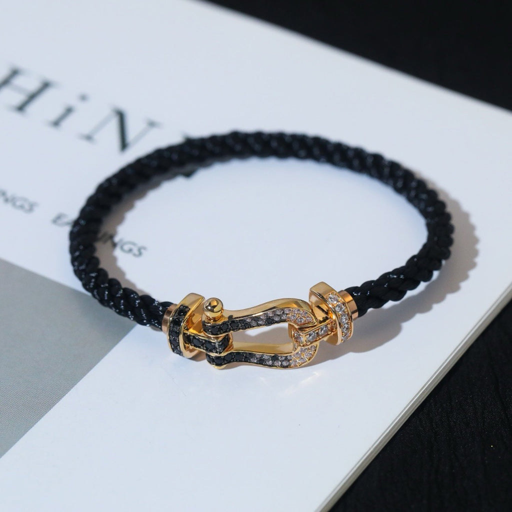 ¡®Lumi¡¯FORCE LARGE HORSESHOE BLACK WHITE DIAMOND BRACELET ROSE GOLD