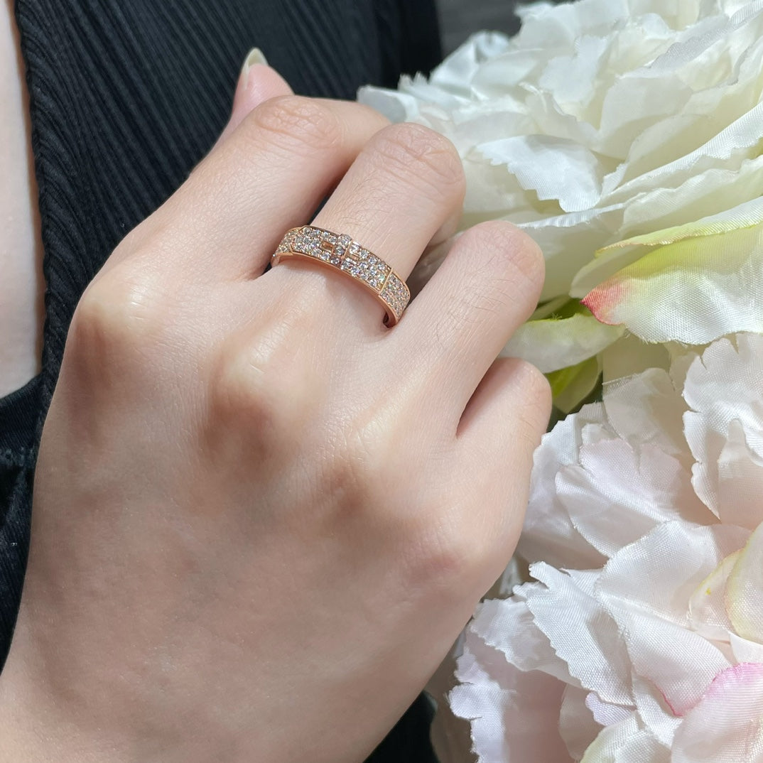 Lumi® KELLY RING AUS ROSA GOLD MIT DIAMANTEN