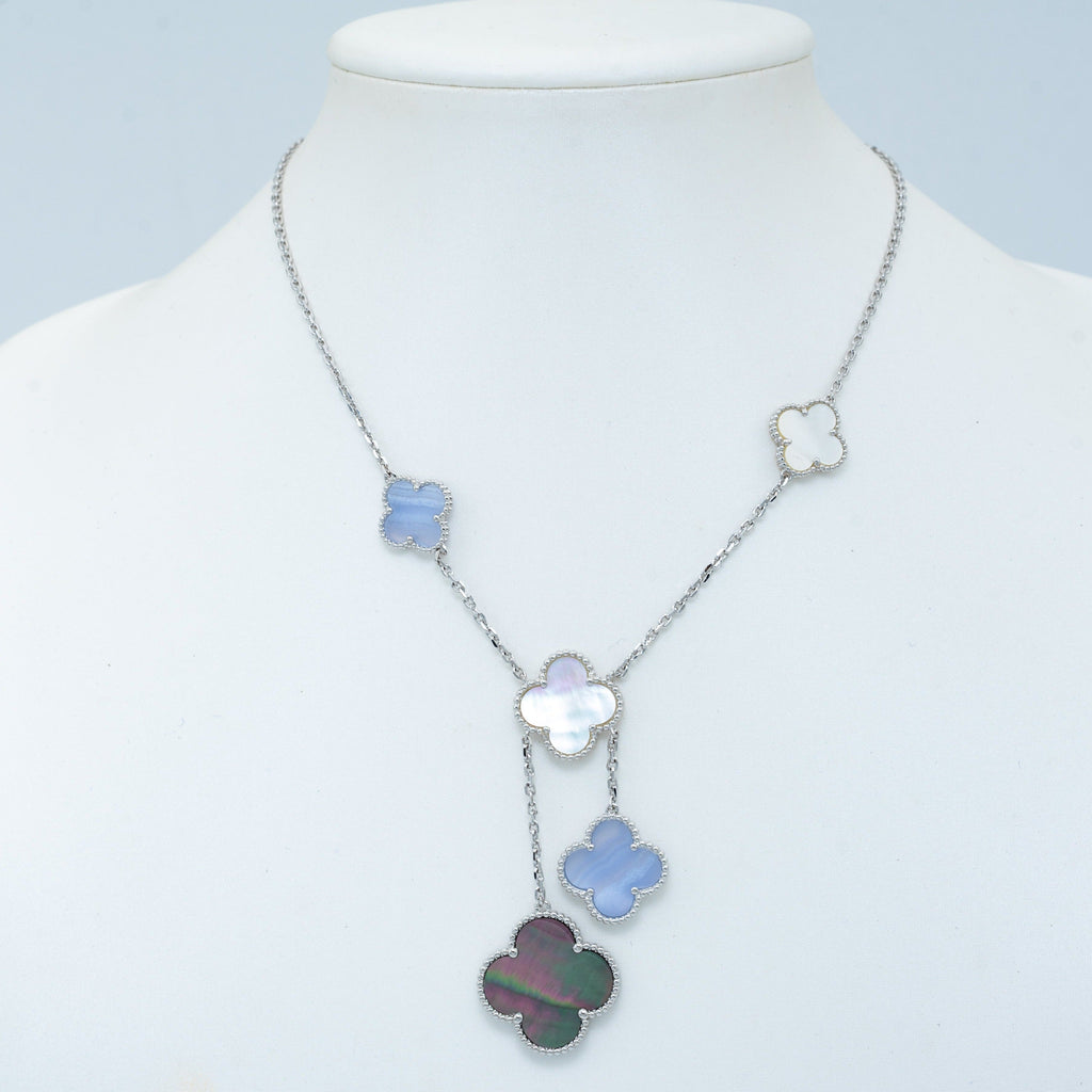 ¡®Lumi¡¯CLOVER MOP CHALCEDONY NECKLACE SILVER 6 MOTIF
