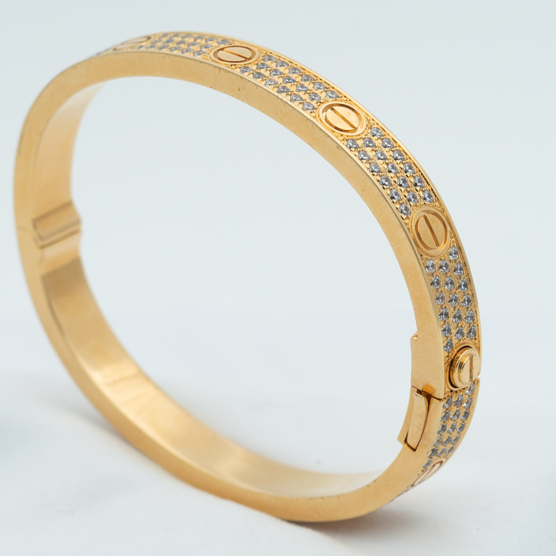 ¡®Lumi¡¯LOVE BRACELET 6.1MM DIAMOND-PAVED