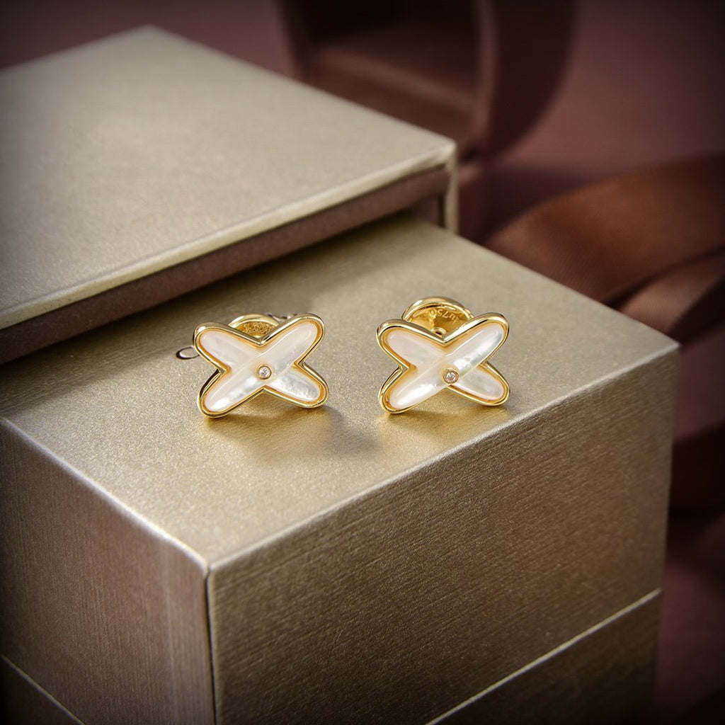 ¡®Lumi¡¯JEUX DE WHITE MOP GOLD DIAMOND EARRINGS