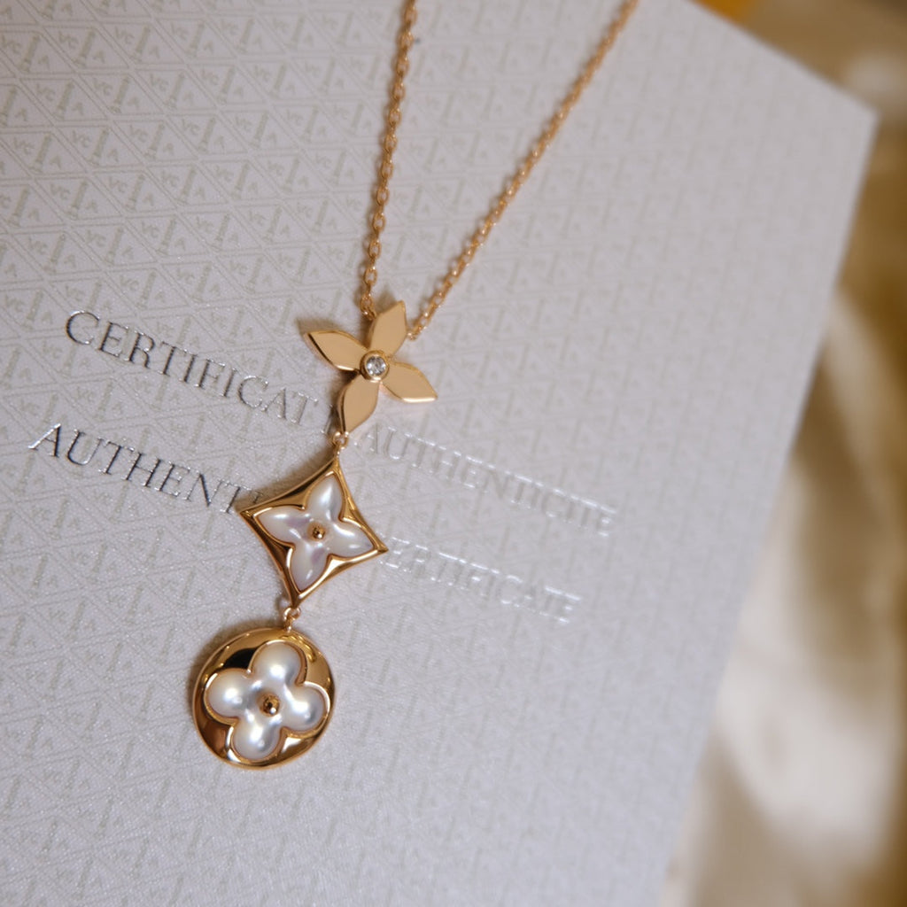 ¡®Lumi¡¯COLOR BLOSSOM LARIAT NECKLACE PINK GOLD WHITE MOTHER PEARL AND DIAMOND