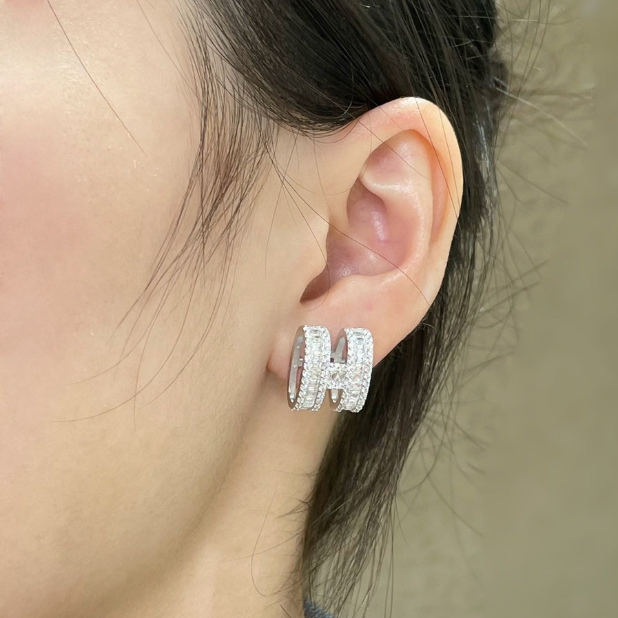¡®Lumi¡¯H STUD EARRINGS WITH SILVER DIAMONDS