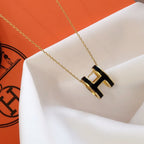 ¡®Lumi¡¯HM CLIC BLACK ENAMEL GOLD NECKLACE