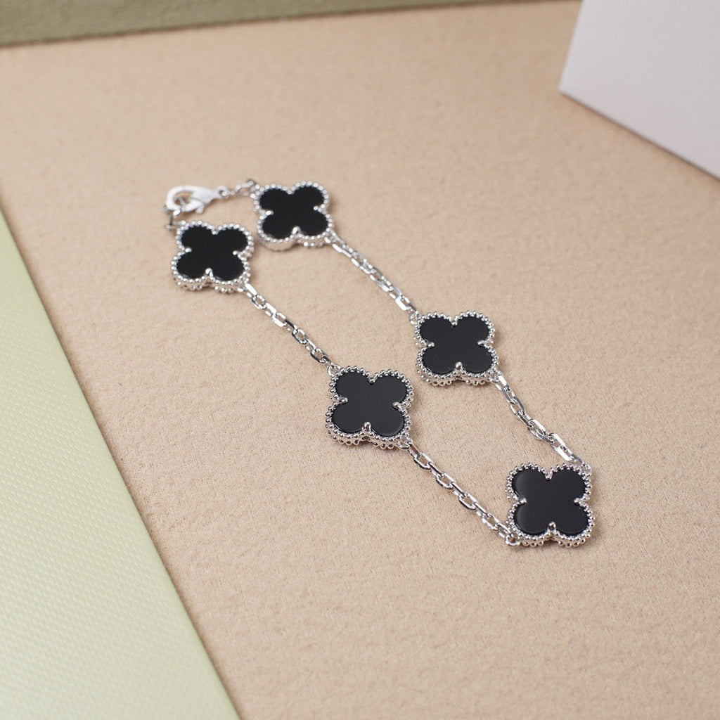 [Lumi]New  CLOVER 5 MOTIF ONYXS BRACELET COLLECTION