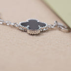 [Lumi jewelry] CLOVER 5 MOTIF ONYXS BRACELET COLLECTION