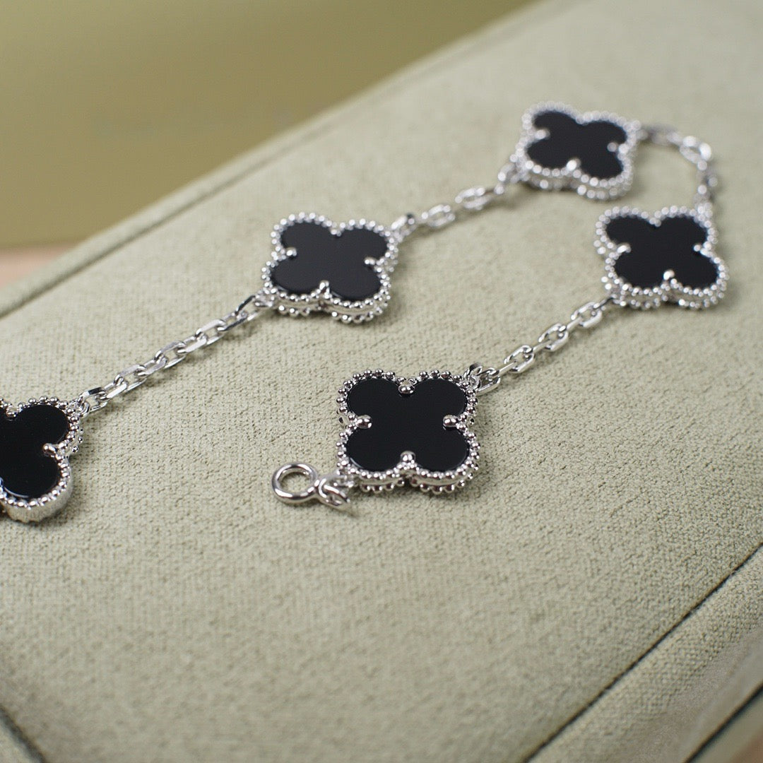 [Lumi]New  CLOVER 5 MOTIF ONYXS BRACELET COLLECTION
