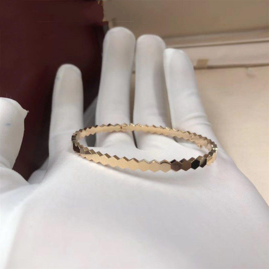 ¡®Lumi¡¯BEE LOVE GOLD BRACELET