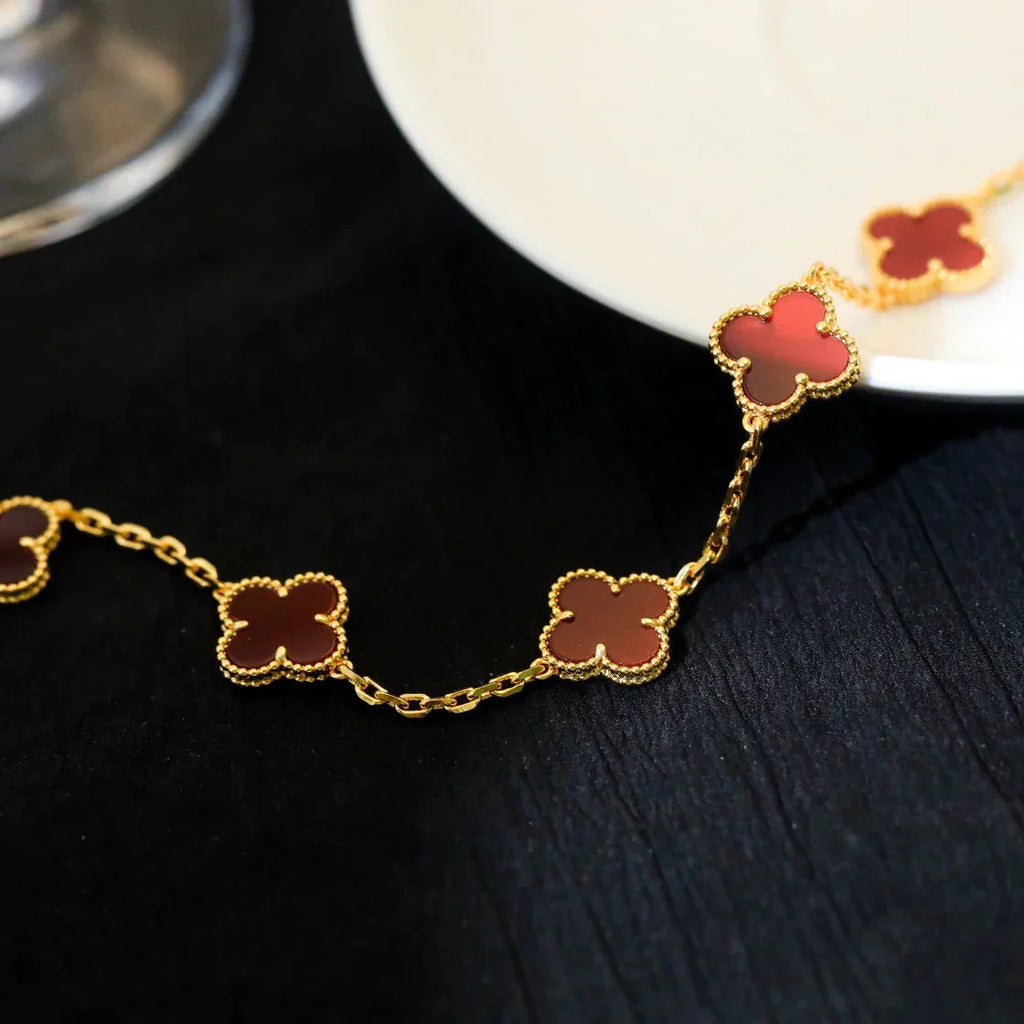 [Lumi jewelry] CLOVER 5 MOTIF RED CORNELIAN BRACELET COLLECTION