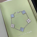 [Lumi] Neue Armbandkollektion „Clover 5 Motif“ aus lila Chalkedonier