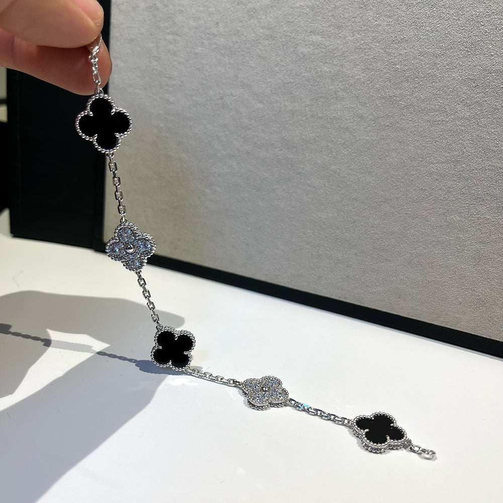 [Lumi jewelry] CLOVER 5 MOTIF ONYXS BRACELET COLLECTION
